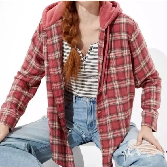 American Eagle Flannel Shirt Womens Small Red Plaid Hoodie Long Sleeve Casual - Picture 1 of 13